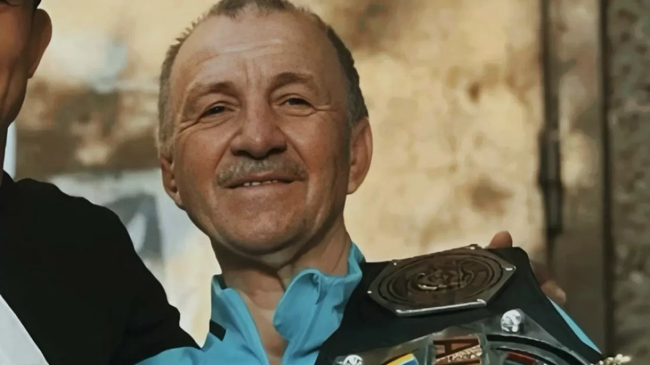 "Былтыр жұбайынан, биыл ұлынан айырылды": Шымкентте көз жұмған жігіт белгілі бапкердің ұлы екені анықталды