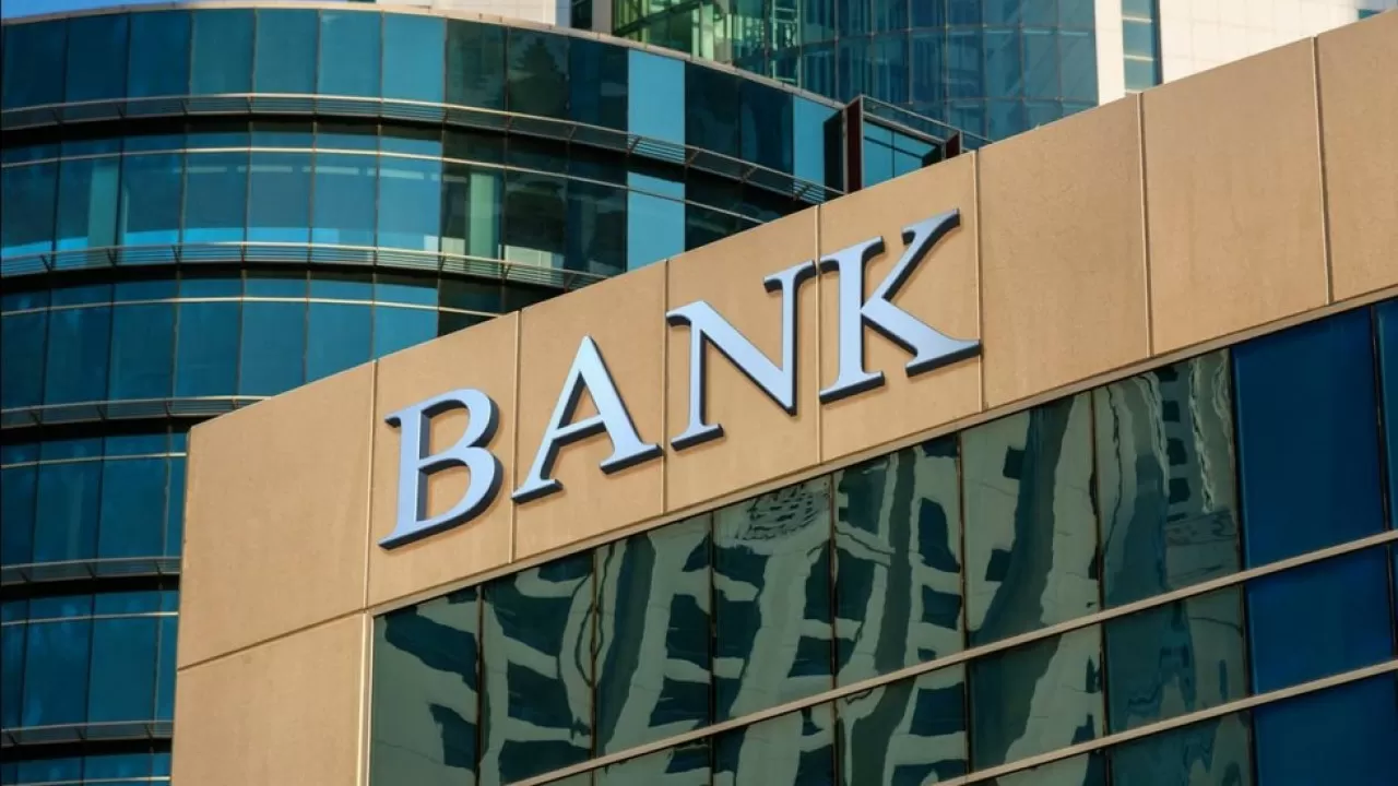 Көршілес елде 2030 жылға дейін 5 мемлекеттік банк жекеменшікке өтеді