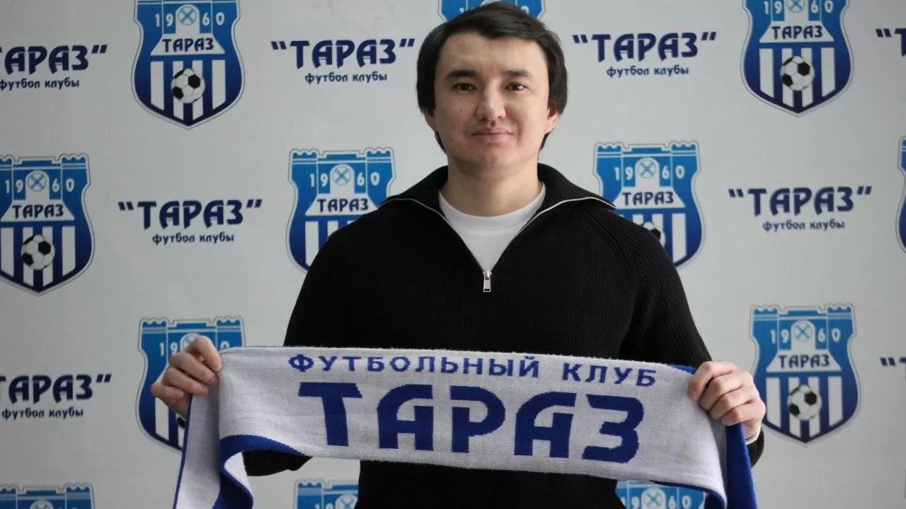  Ұлан Қонысбаев "Тараз" командасымен ресми келісімшарт жасады