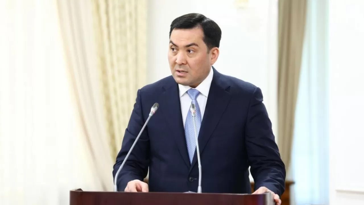 Авиахабтарды дамыту: Қазақстанда авиаотын бағасы арзандады