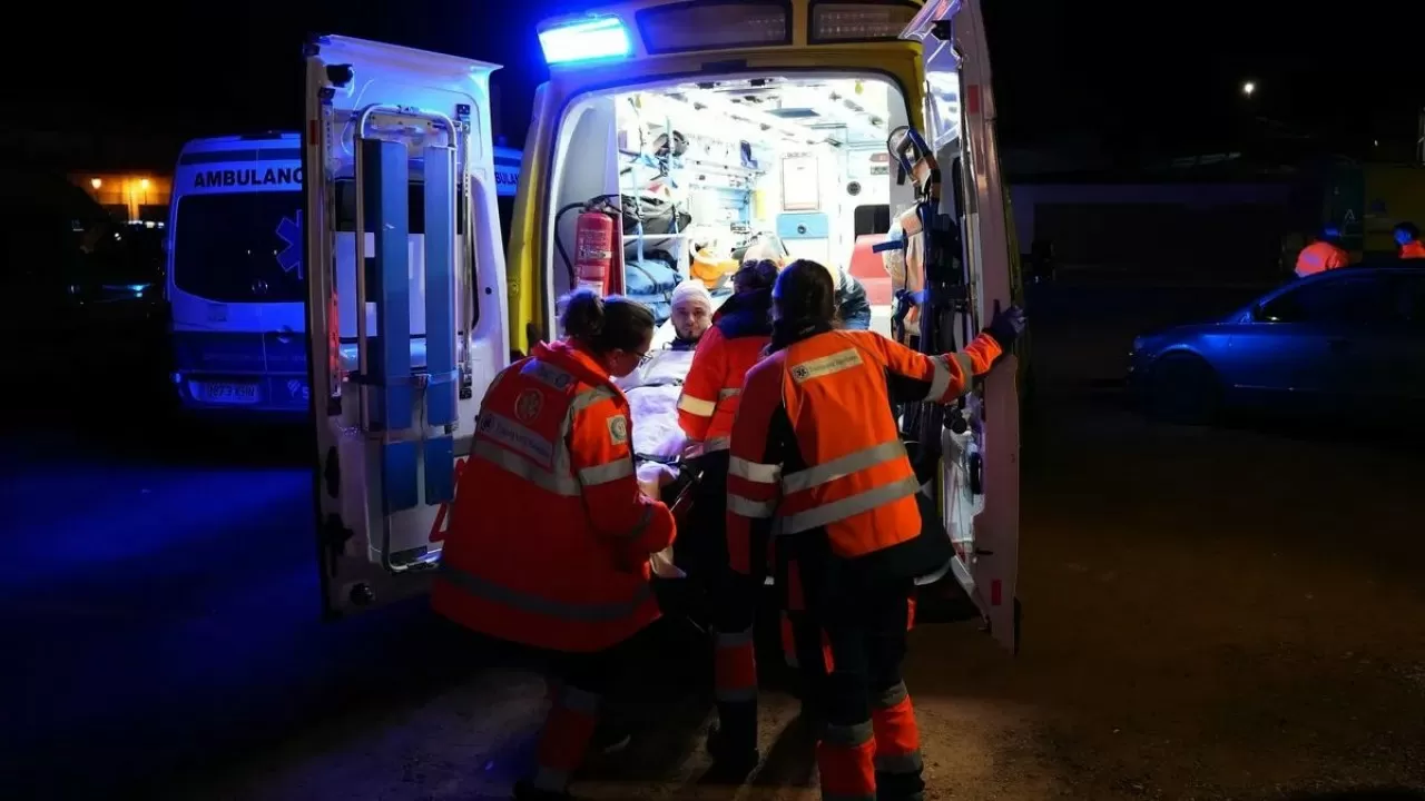 Барселона маңында пойыз рельстен шығып кетіп, машинист көз жұмды