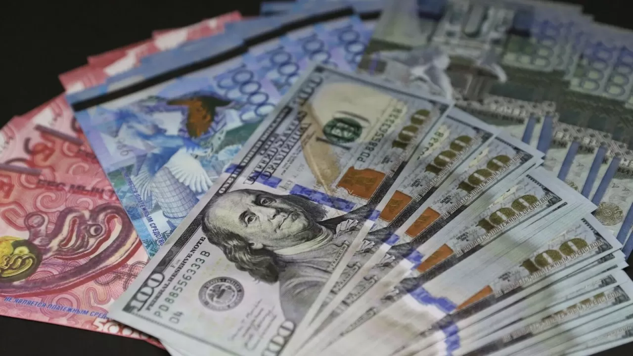 Үкімет 1 ақпанға дейін әр баланың шотына ақша аударады