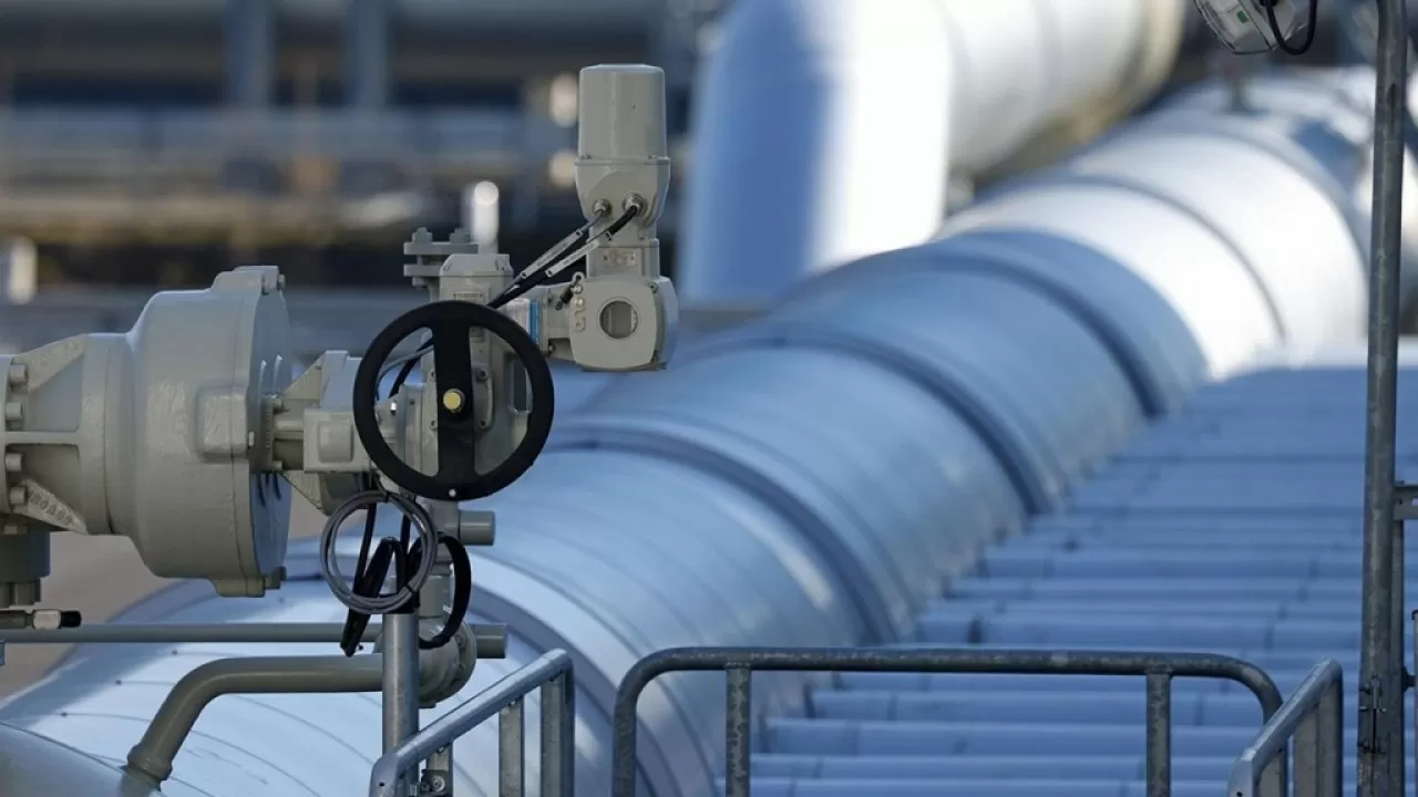 "Газпром" значительно увеличил поставки газа в Казахстан