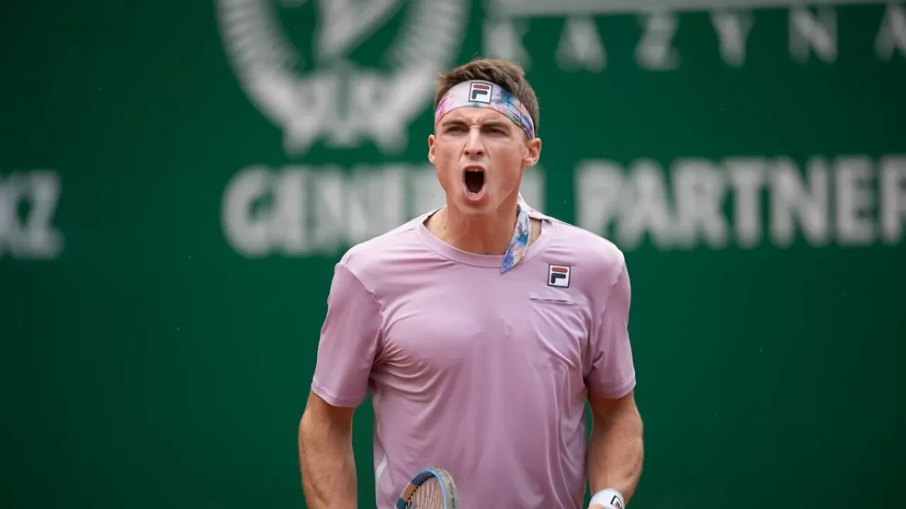 Скатов стал первым четвертьфиналистом "Челленджера" в Бангалоре 