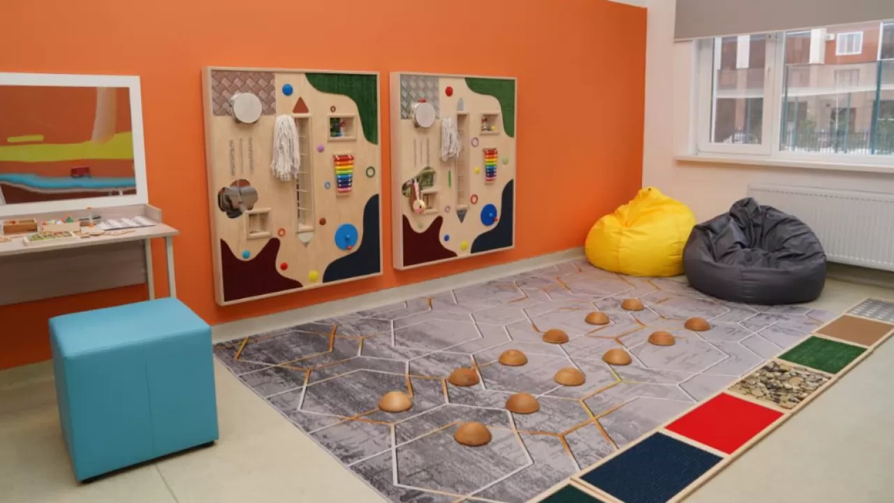 Почти 94% школ РК готовы к инклюзивному обучению 