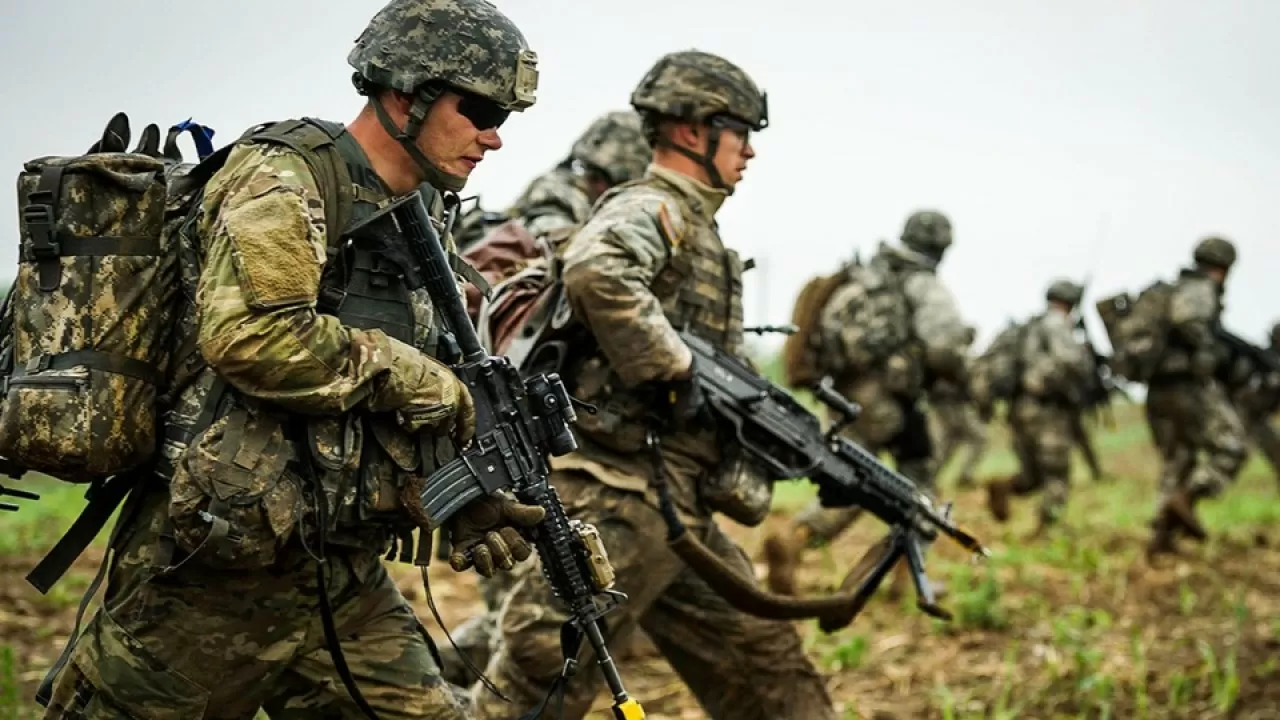 Шесть стран отправили военных в Гренландию 