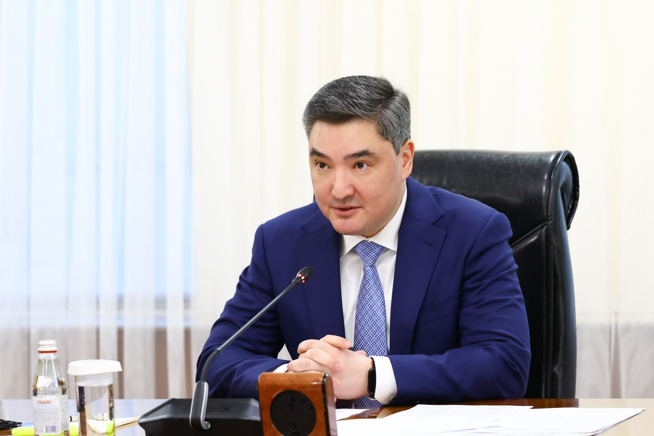 Премьер Бектенов поставил условие топ-менеджеру нацкомпании 