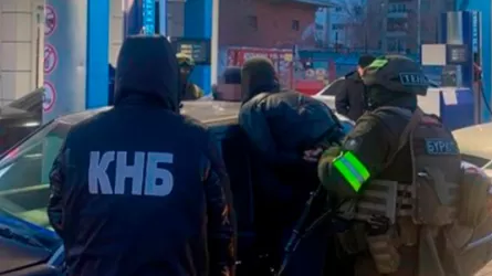 Деятельность двух десятков крупных ОПГ прервали сотрудники КНБ в 2025 году 