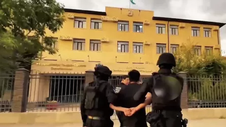 БЖЗҚ-дан заңсыз 200 млрд теңге шығарған 42 стоматологиялық клиника тергеліп жатыр