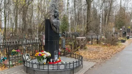 Трагедия на могиле Цоя: фанатка умерла на кладбище