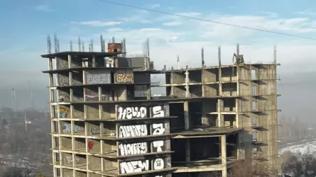 Алматыда Сайран маңындағы бос тұрған ғимарат бұзылмақ