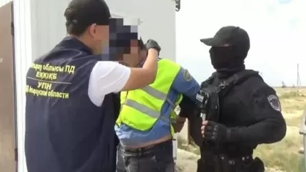 Атырауда есірткі саудасымен айналысқан қылмыстық топ ұсталды