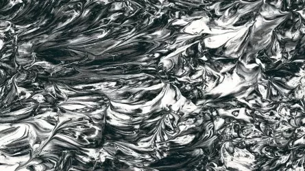 Серебро пробило планку 100 долларов за унцию: новый рекорд 