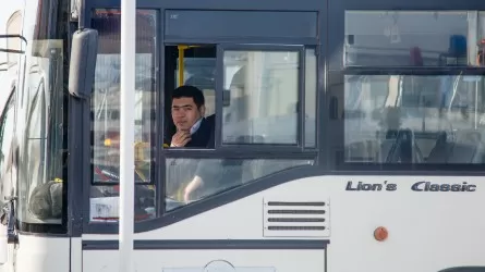 Несколько пригородных маршрутов приостановили в Астане