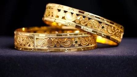 Золото пробивает 5100 долларов 