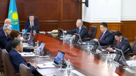 Суды ұқыпты пайдалану ұлттық идеологияның өзегіне айналуға тиіс &ndash; Олжас Бектенов 