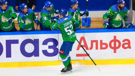 "Салават" оторвался от "Барыса" в борьбе за место в плей-офф КХЛ