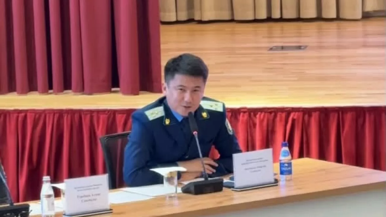 В Караоткеле школьникам рассказали, где заканчивается шутка и начинается правонарушение