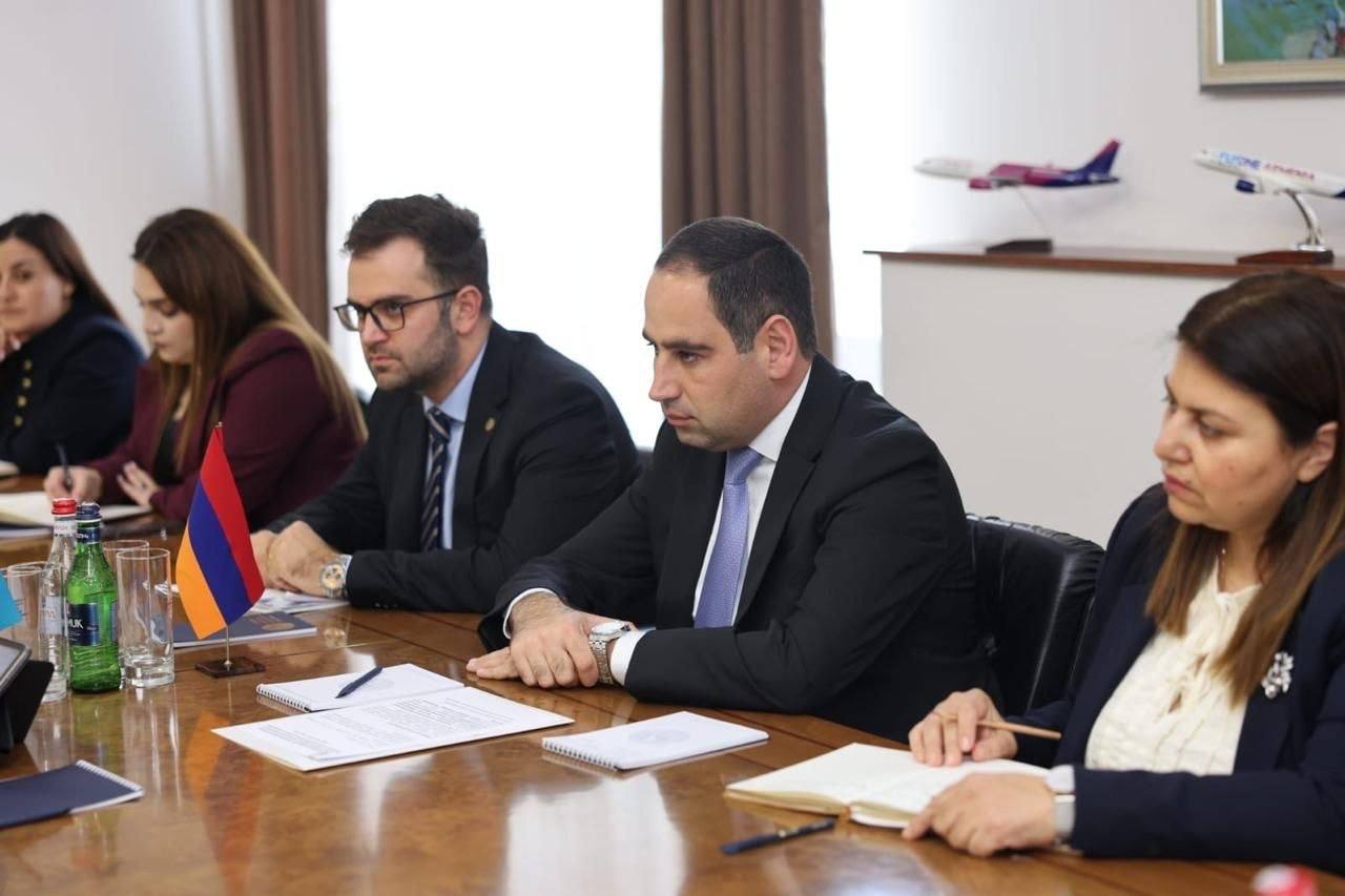 Қазақстан мен Армения қалдықтарды қайта өңдеу және электр көлігін дамыту мәселесін талқылады