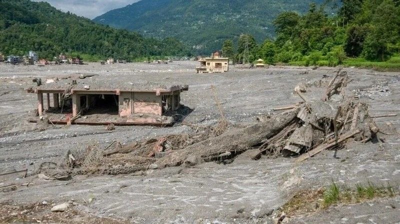 Поиски в Непале завершены, но казахстанки все еще не найдены