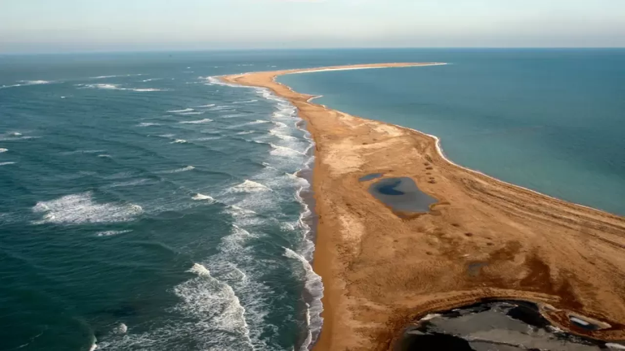 Снижение уровня Каспия требует новых решений