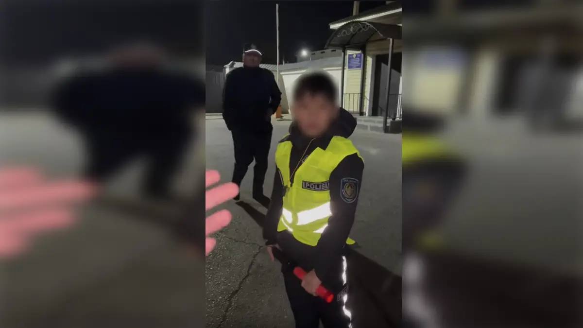 &laquo;Көшедегі көліктерді тоқтатқан&raquo;: Түркістанда полиция киімін киген кішкентай бала жазаланған жоқ