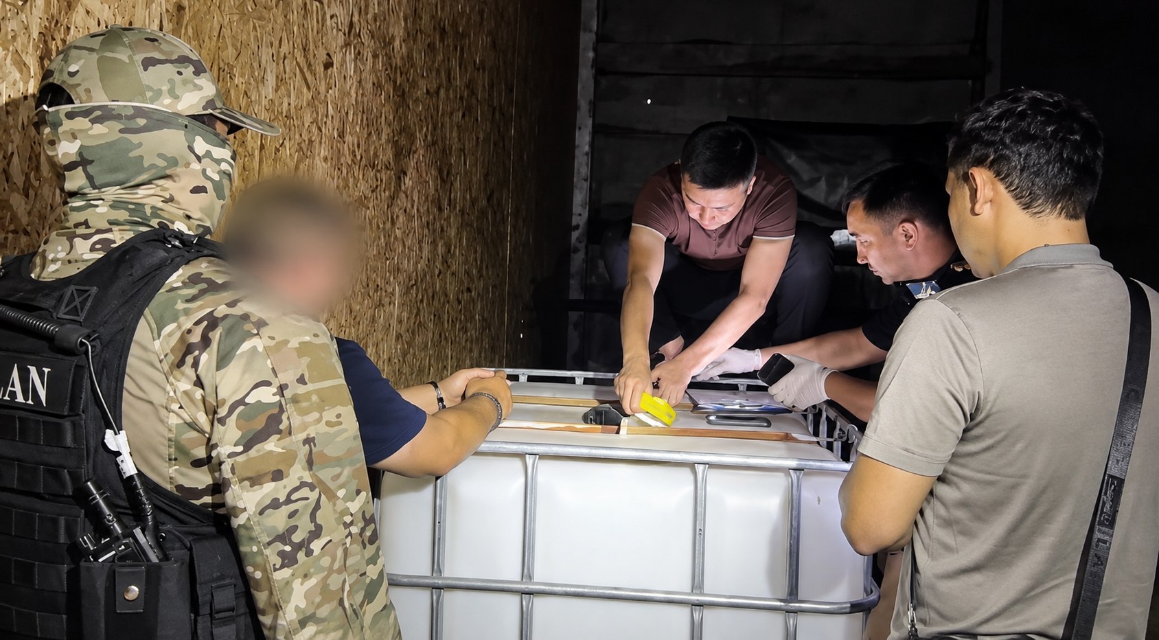 Нарколабораторию на миллиарды прикрыли в Карагандинской области  