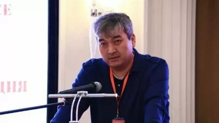 Ашимбаев связал назначение Савельевой с необходимостью навести порядок в ведомстве