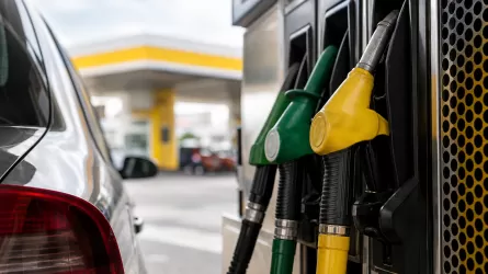 Переработка нефти в России упала на 27 млн тонн за девять месяцев