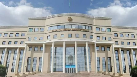 МИД обратился с важным призывом к казахстанцам в Саудовской Аравии