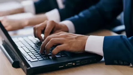 Работодатели разместили на Enbek.kz почти на 12% предложений больше
