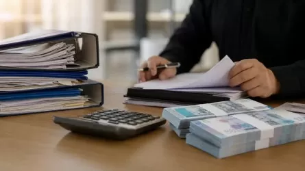 Зарплаты выше 300 тыс. тенге получают почти 60% работников в РК