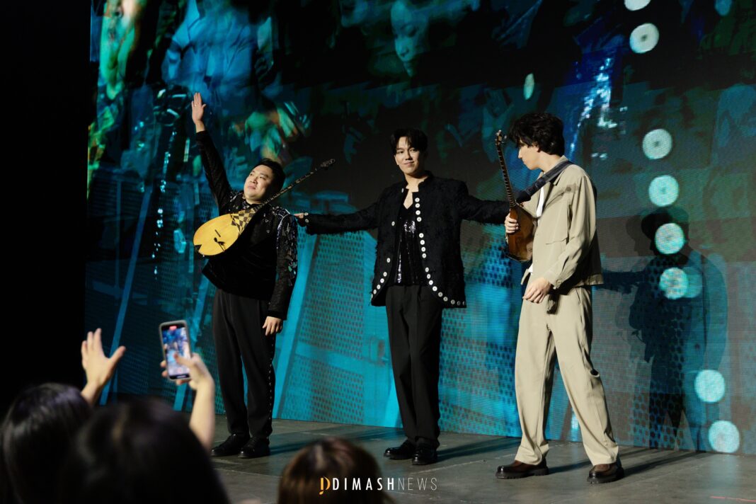 Димаш Құдайбергеннің шоуы Қытай телерейтингінде көш бастады