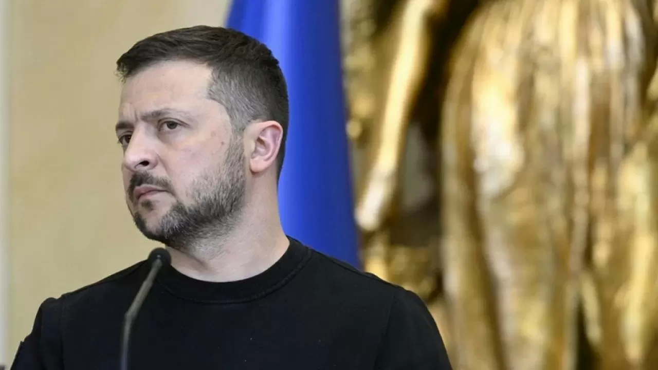 Зеленский исключил объявление выборов 24 февраля 