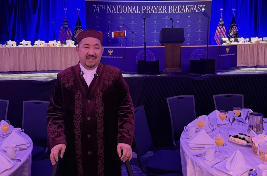 Нұрлан имам Дональд Трамптың қайырымдылық асына қатысты