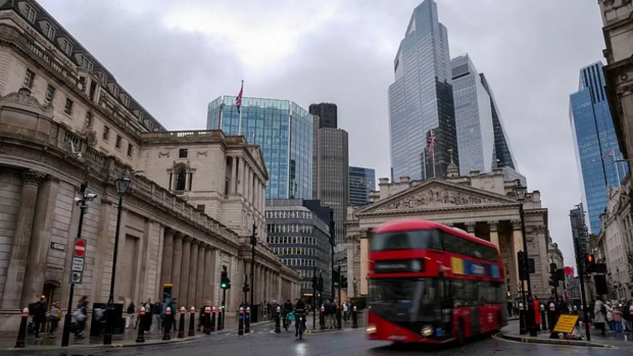 Банк Англии  сохранил ключевую ставку