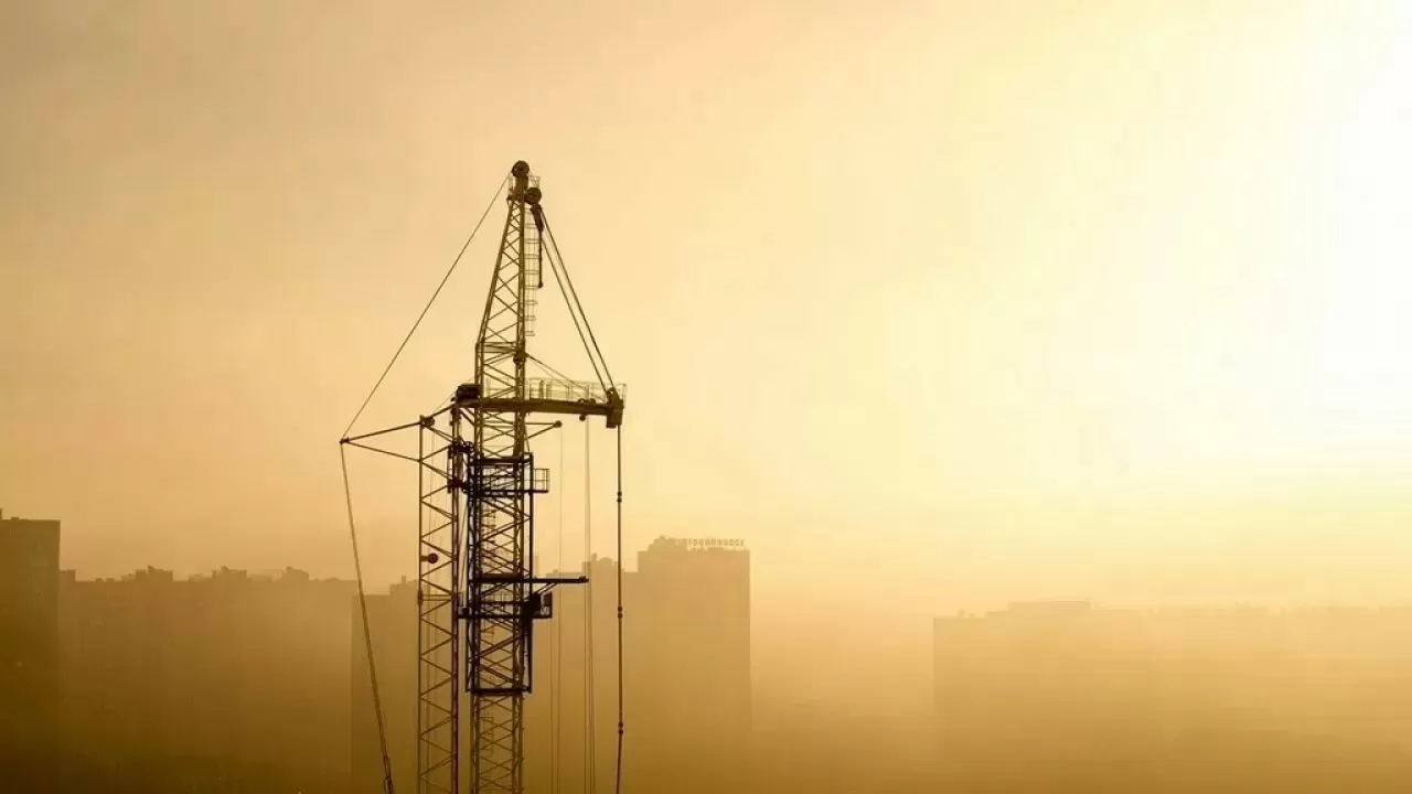 Город в серой зоне: школьников в ВКО экстренно перевели на "дистанционку"