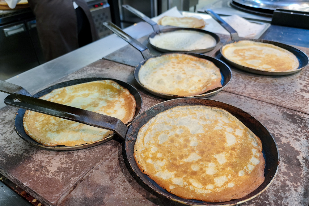 Жители Казахстана проводили зиму