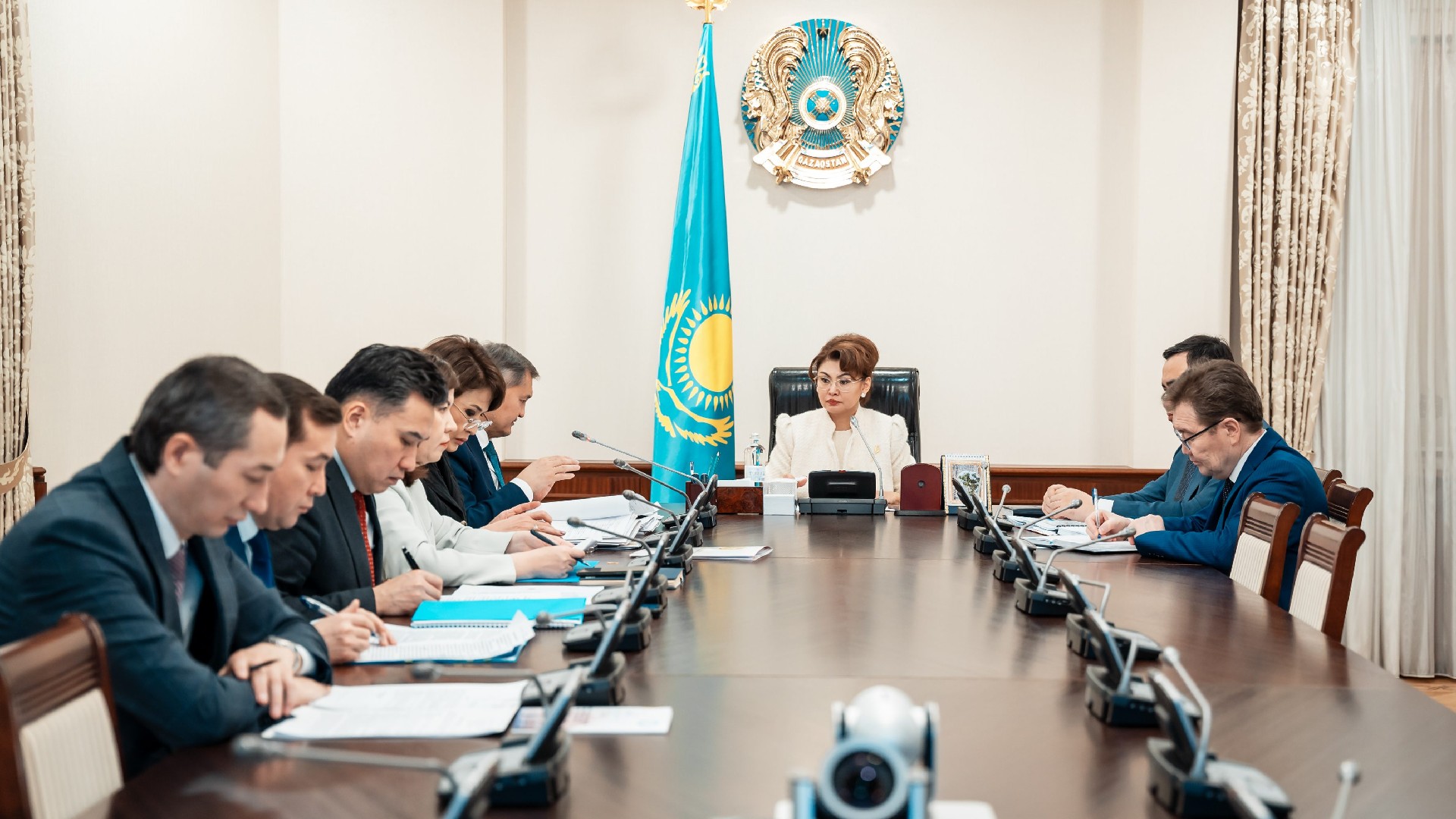 Аида Балаева Шығыс Қазақстан облысының әлеуметтік саласын дамыту мәселелері бойынша кездесу өткізді