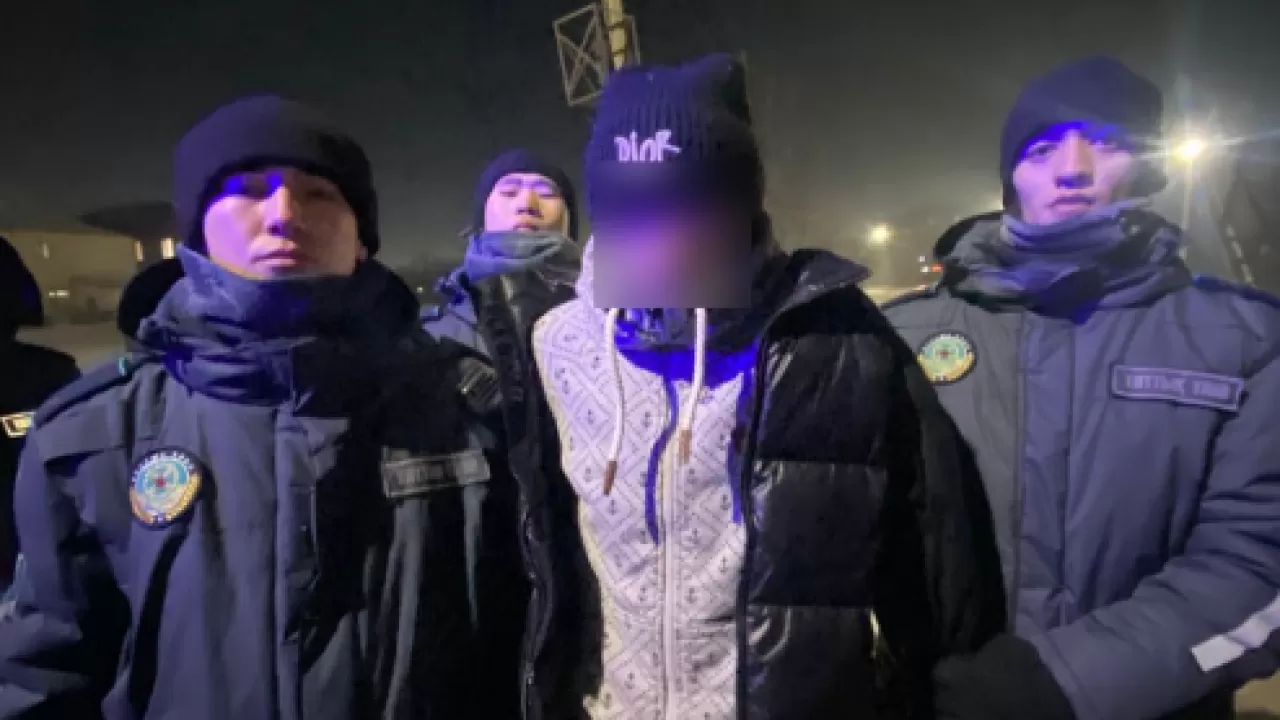 Гвардейцы сорвали наркосделку в центре Астаны 