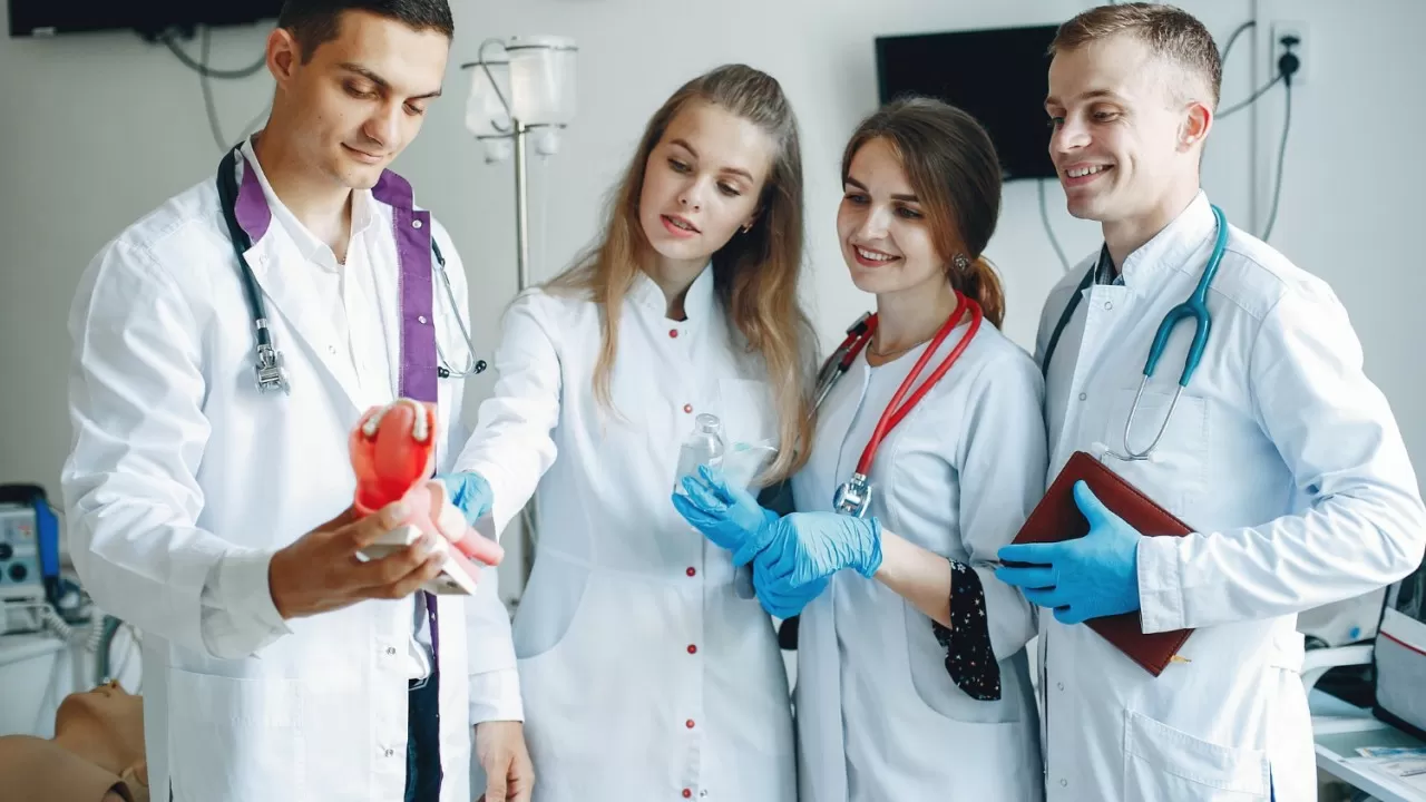 Пройти бесплатную стажировку в Дубне могут молодые ученые СНГ