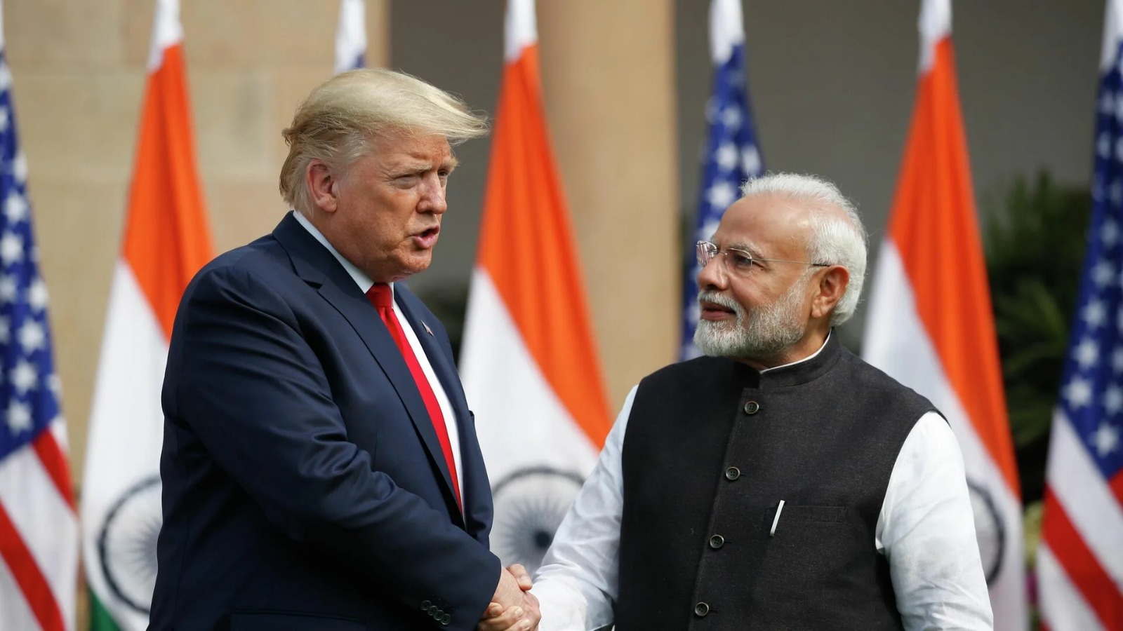 Трамп Үндістанды Ресей мұнайынан бас тартуға ақыры көндірді