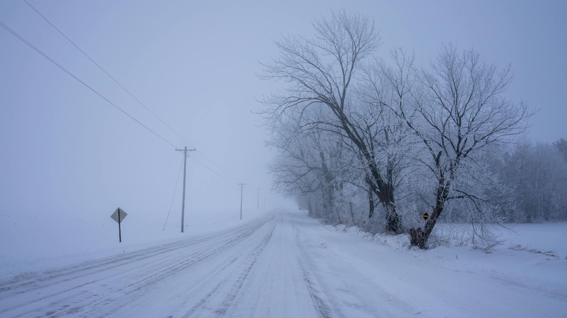 Ақтөбе мен Атырау облыстарында бірқатар жол учаскелерінде қозғалыс қайта ашылады