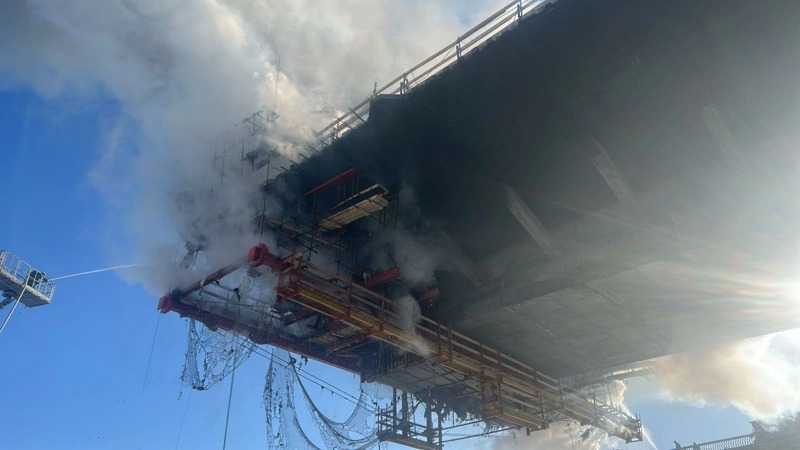 Павлодарда салынып жатқан жаңа көпірде өрт шықты