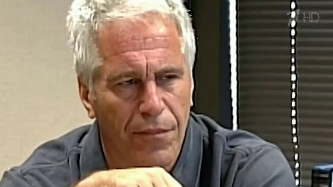 Дело Эпштейна: Анкара проверяет похищения девочек из Турции