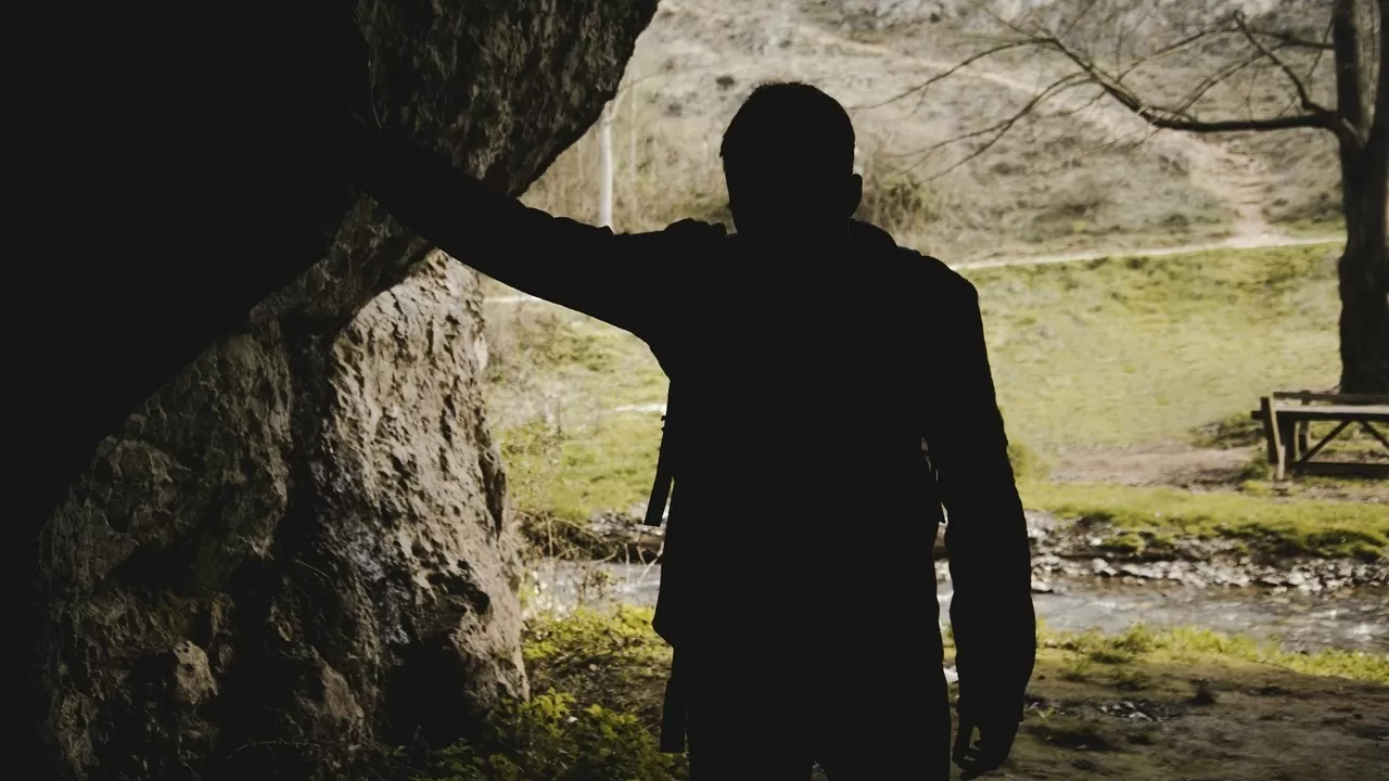 Бывший звонил 300 раз казахстанке с разных номеров: как его наказали   