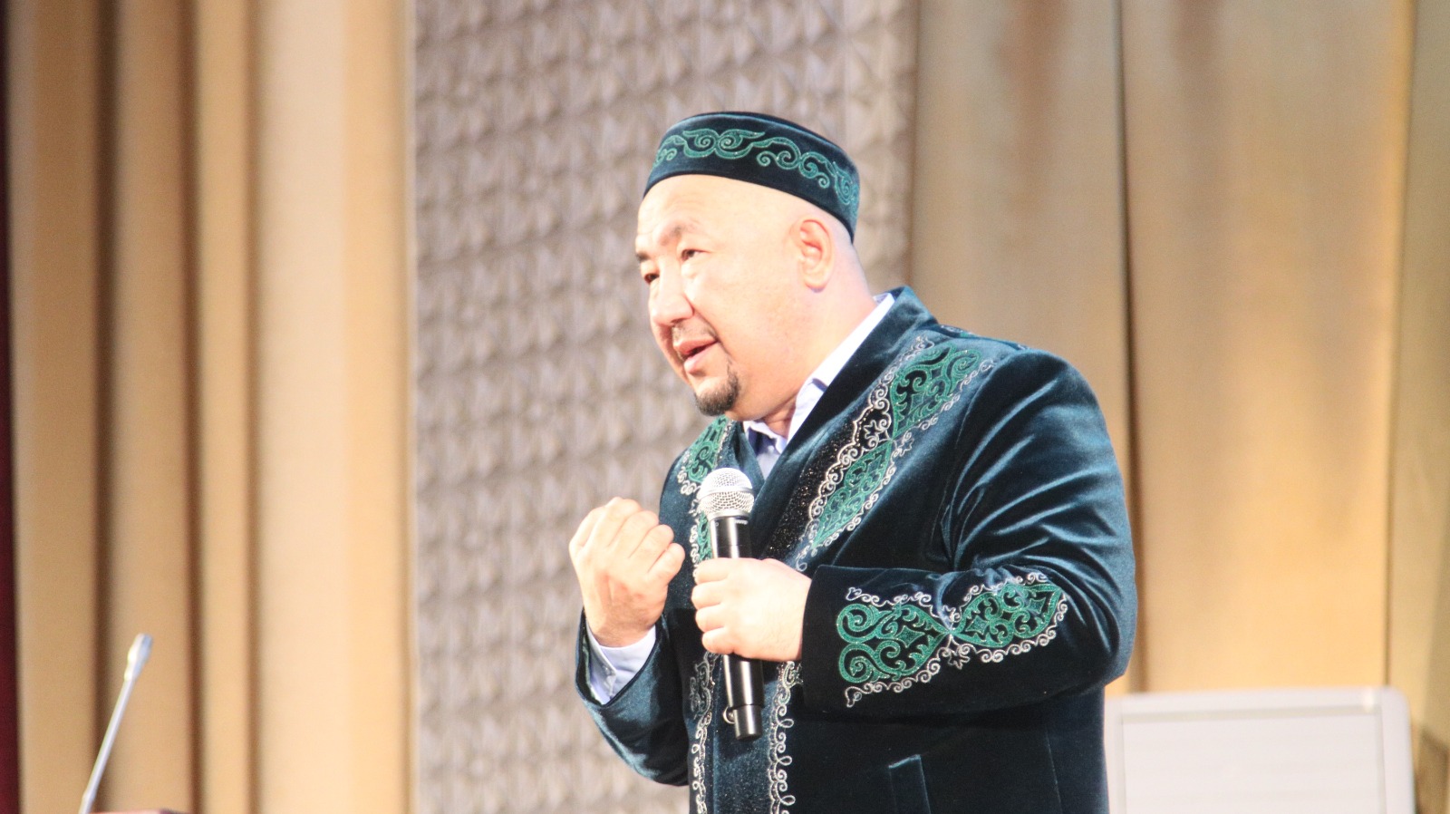 Нұрлан имам Қазақстанда Ораза қай күннен басталатынын түсіндірді