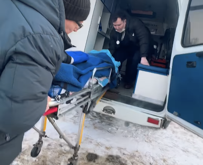"Жағдайы өте ауыр": Сірке суын ішкен 16 жастағы оқушы Петропавлға санавиация бортымен жеткізілді  