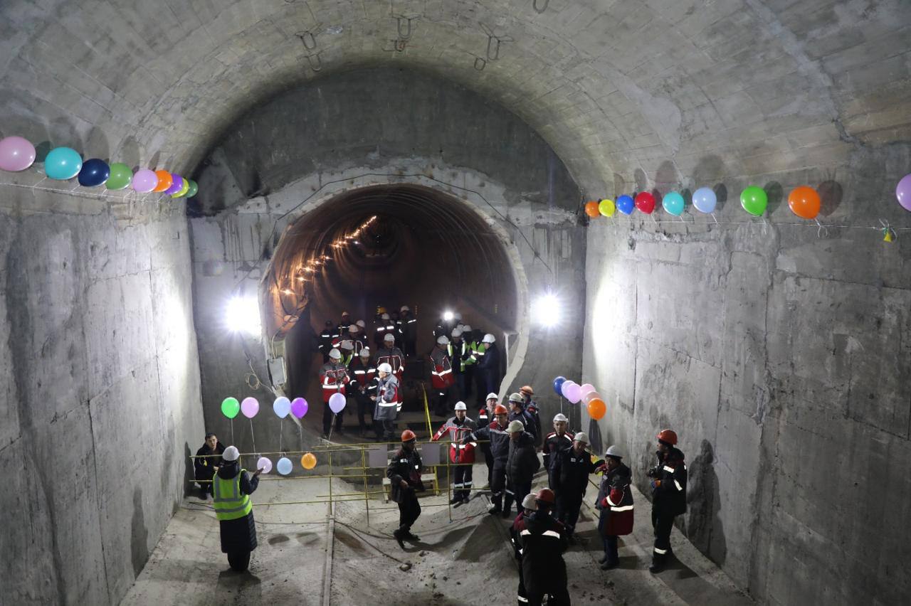 Алматыда "Қалқаман" метро бекетіне дейінгі туннель қазу жұмыстары аяқталды