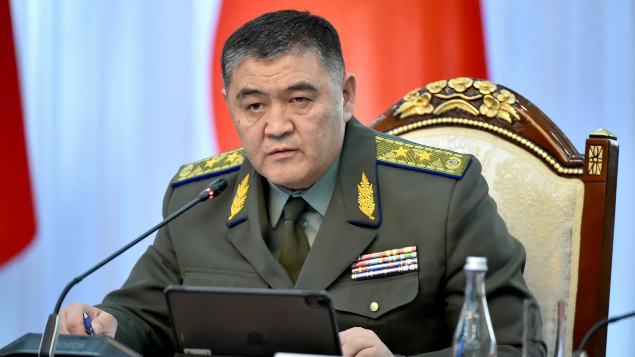  Президент Кыргызстана отправил в отставку главу ГКНБ